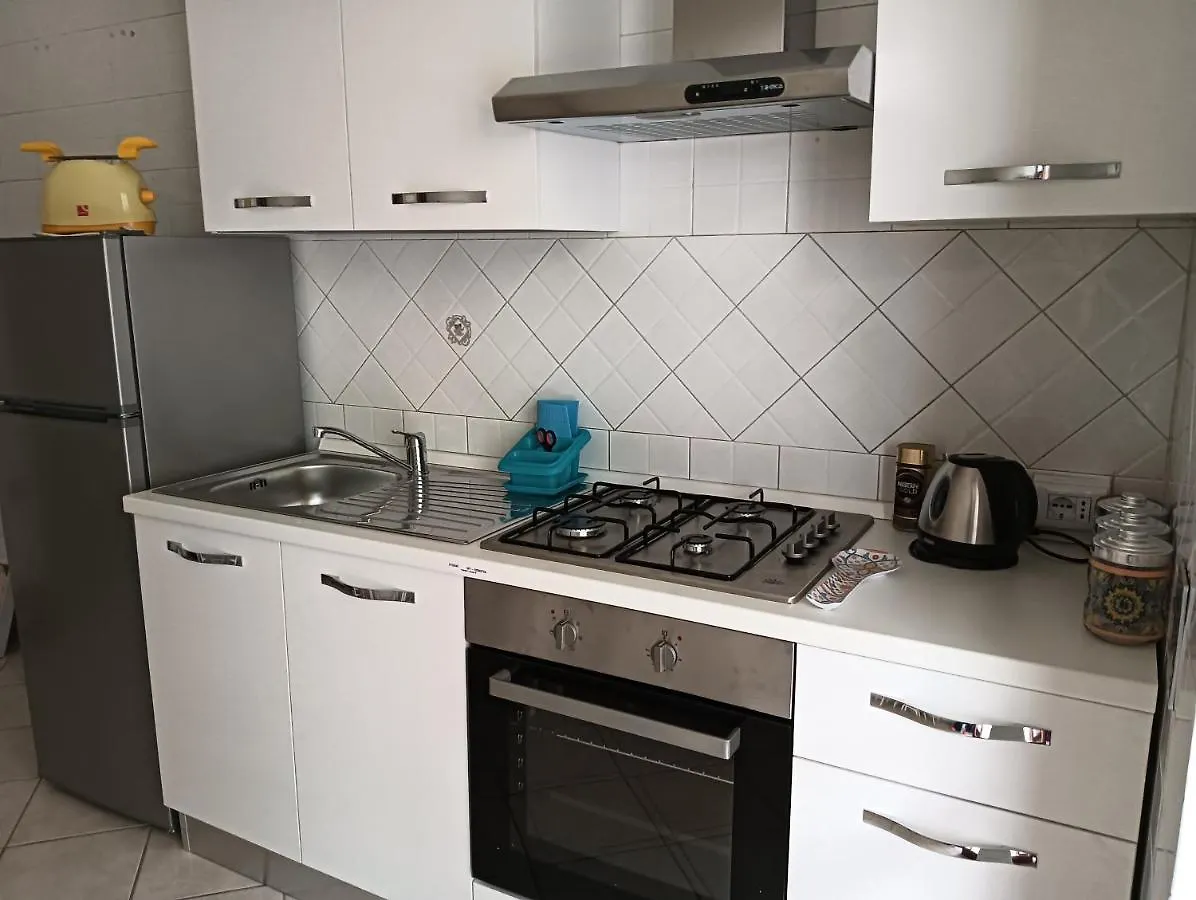 Laura Domus Apartment Portici