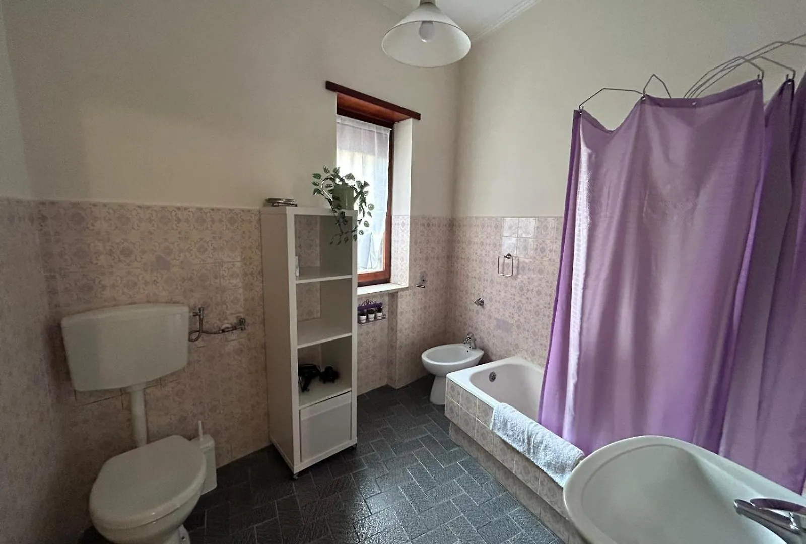 Laura Domus Apartment Portici Italy
